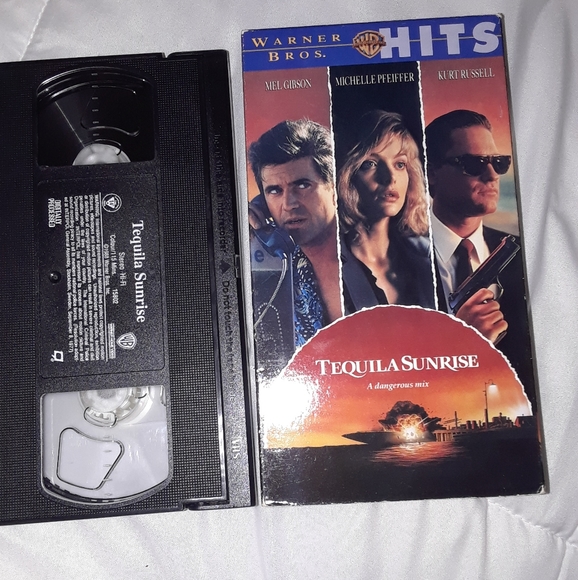 Tequila sunrise Warner bros VHS video tape - Picture 2 of 4